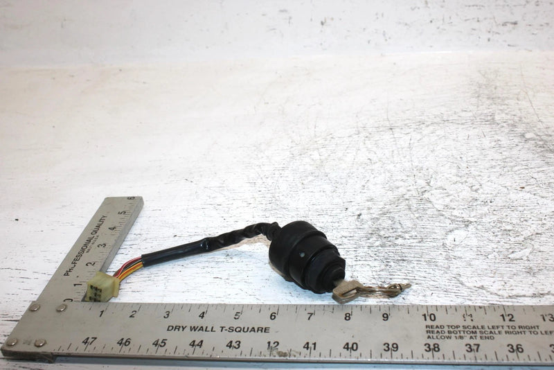 1995 Yamaha Vmax 600 Oem Ignition Key Switch 8AB-82510-01-00 SY11