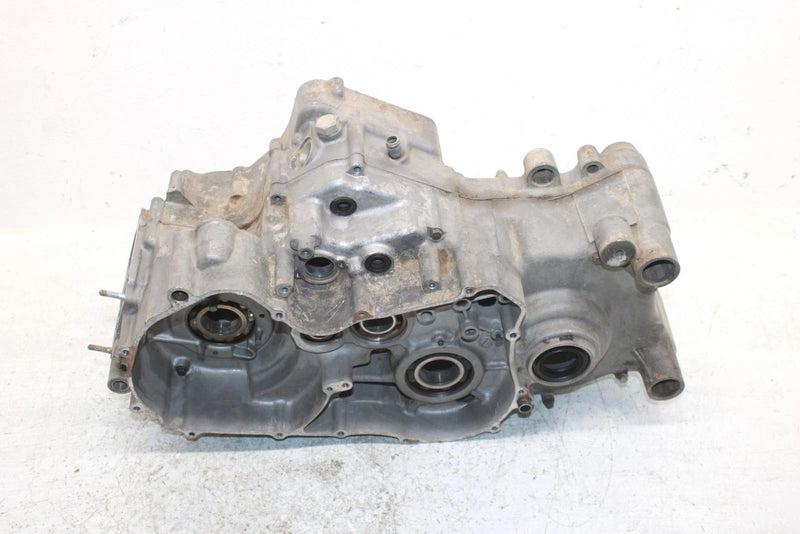 1998 Suzuki Quadrunner 250 Oem Crankcase 11301-20816 AS13