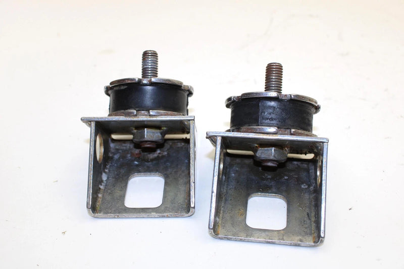 1999 Ski-doo Mxz 500 Oem Motor Mount Support and Damper Pair 570127700 B106