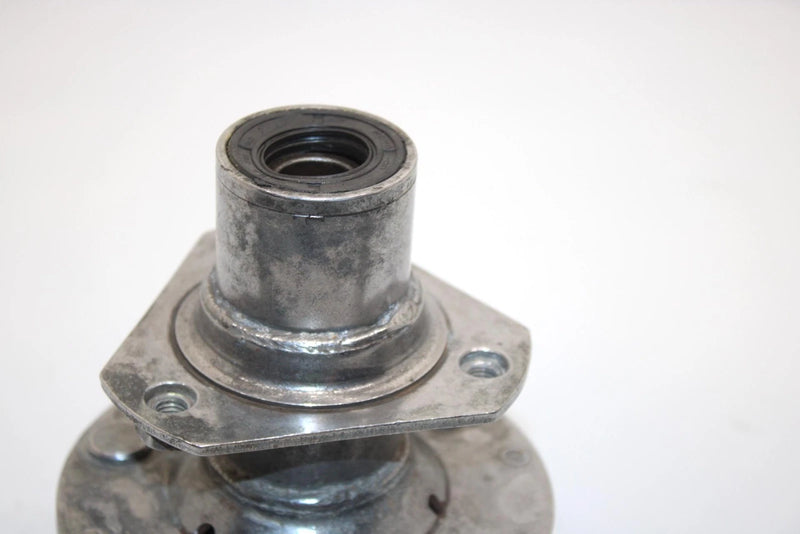 85 Yamaha  Tri Moto 225 Ytm225drn Oem Front Hub 29U-25111-00-00 AY19