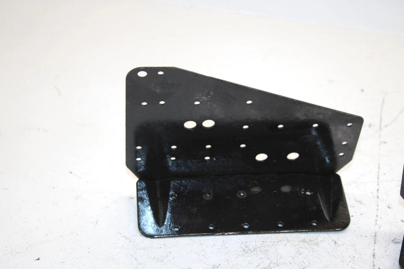 94 Arctic Cat Ext 580Efi Oem Rear Suspension Bracket Set 2706-608 2706-609 B696