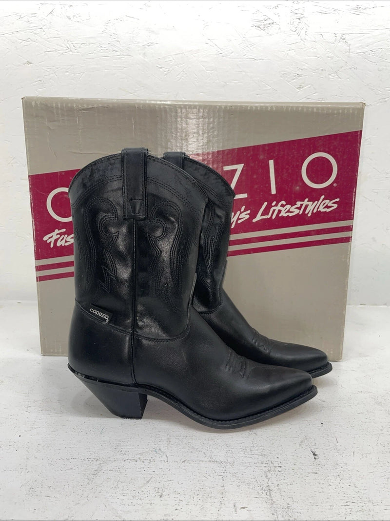 New Women’s Black Capezio Cowboy Boots. L 290 7 M. 17-24