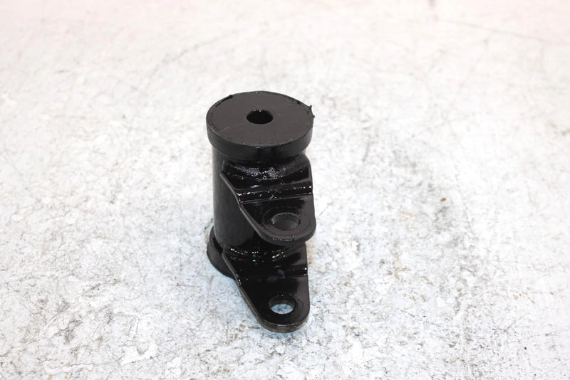 1999 Kawasaki Prarie 400 Oem Upper Engine Mount Bracket 32190-1078 AK28