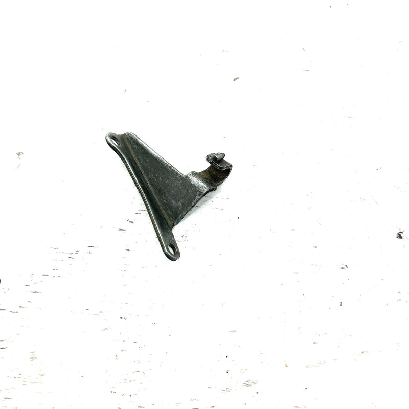 2000 Yamaha Warrior 350 YFM350X OEM Cable Bracket 1UY-15441-00-00 AY67