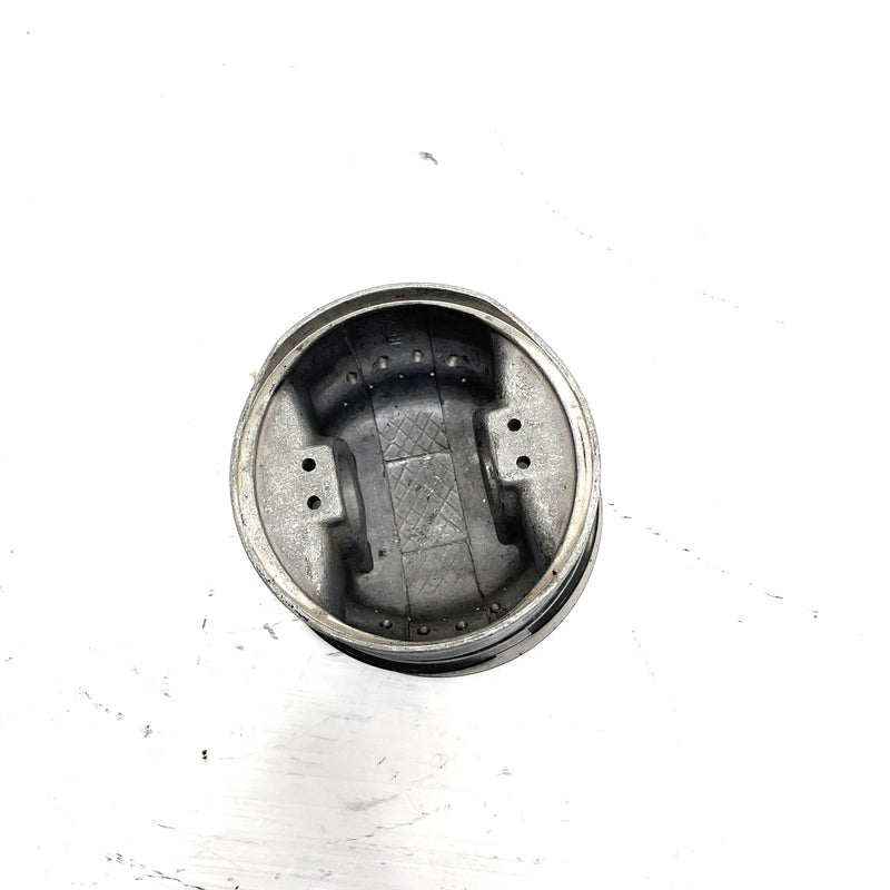87-04 Yamaha Warrior 350 OEM 83mm Piston 1UY-11631-01-Y0 AY60