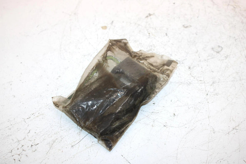 00 Arctic Cat Bearcat 340 Oem NOS Spring Slide Wear Block 0604-618 SAS7