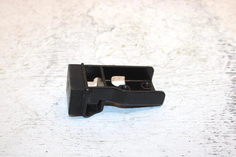 97 Yamaha Vmax Sx700 Triple Oem Engine Rubber Dampner Mount 8CH-21485-00-00 SY10