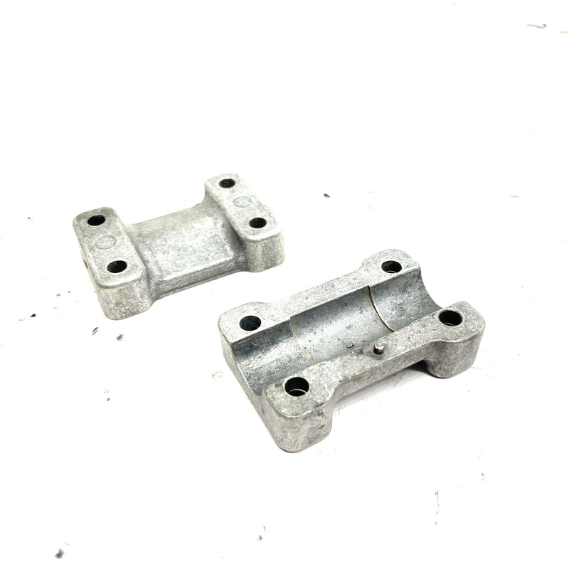 03-04 Polaris Magnum 330 4X4 OEM Handlebar Mount 5631147 AP218