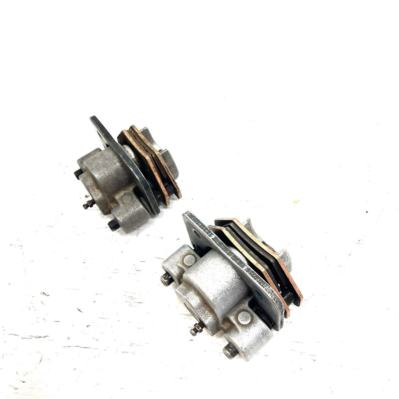 2005  Arctic Cat 650 4x4 V2 OEM Left Brake Caliper Set 1436-423 AA39