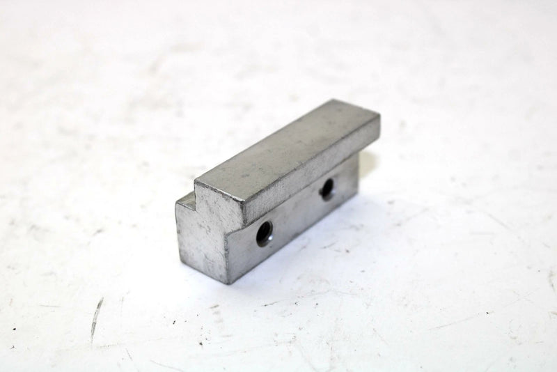 87 Yamaha Exciter EX570L OEM Skid Rail Front Bracket 82M-47419-00-00 SY51
