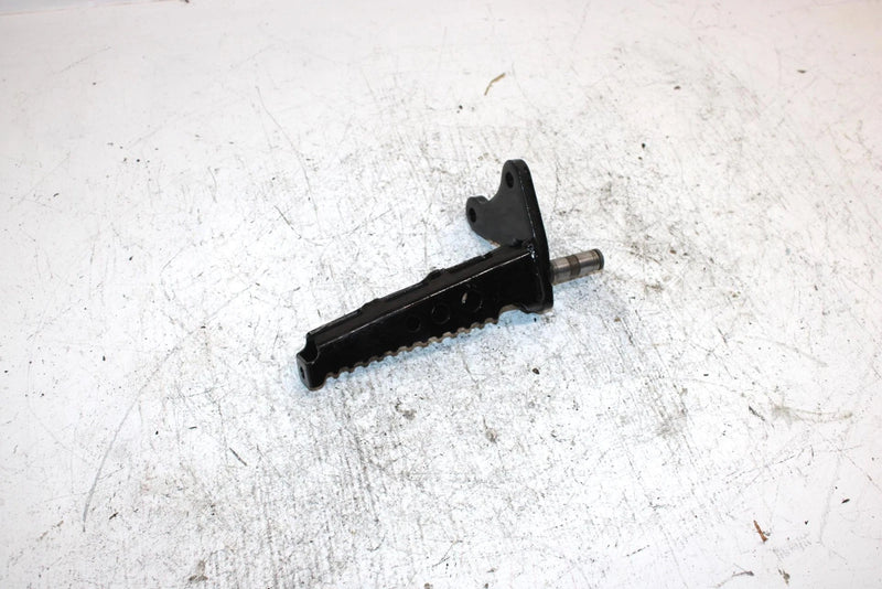 1987 Yamaha  Warrior Oem Left Foot Peg 1UY-27411-00-00 3GD-27411-01-00 AY16