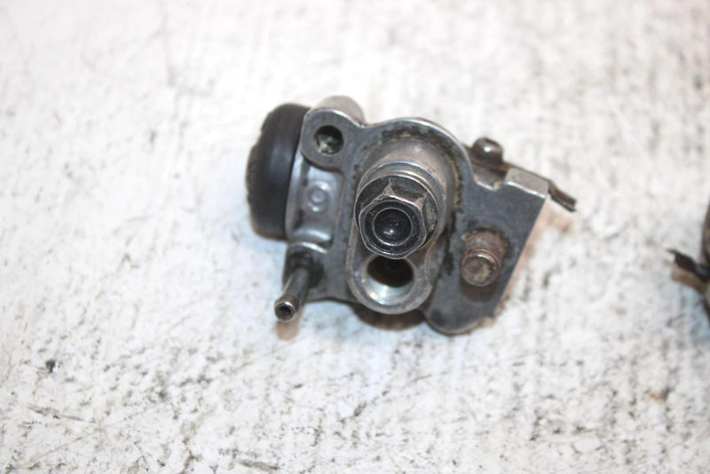 2000 Honda Trx300 Fourtrax 4x4 Oem Front Brake Cylinder Set 45310-HC5-006 AH37