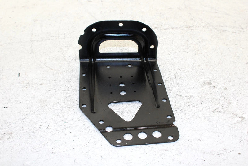 1999 Polaris 500 Xc Oem Rear Suspension Bracket Pair  5242612-067 SP37