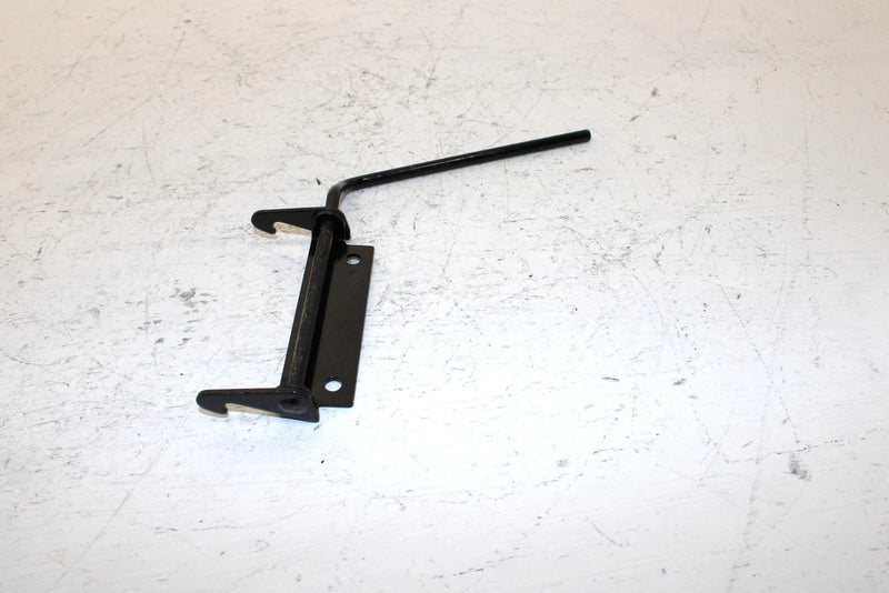 1999 Arctic Cat 300 Oem Seat Latch Lever 1506-056 AA12