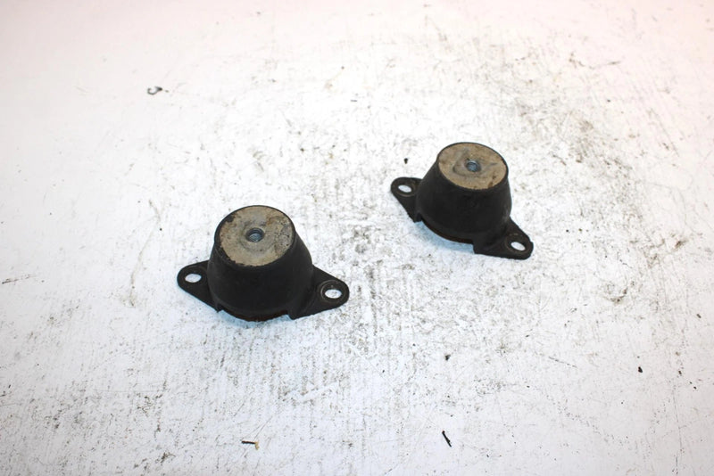 1997 Arctic Cat Monte Carlo 770 Oem Engine Mount Dampner Pair 0608-157 JA9