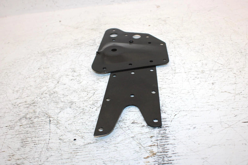 1997 Polaris Classic Oem Right Suspension Bracket 1012440-067 SP42