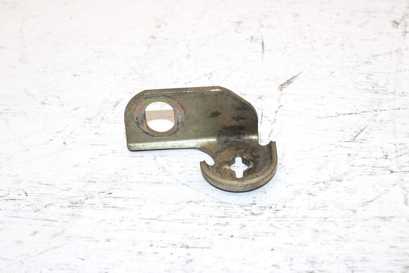 2002 Arctic Cat 375 Automatic (4x4 Green) Oem Seat Release Bracket 1406-004 AA29