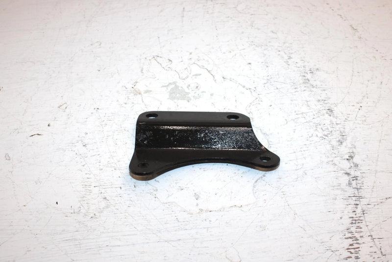 1982 Honda Atc 185a Oem Right Engine Mount Bracket 50351-958-010 AH63