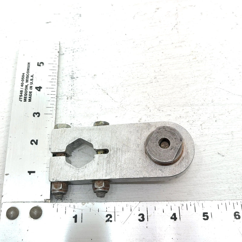 99-02 ARCTIC CAT ZR 500 OEM REAR ARM PIVOT BLOCK 0704-981 SA18