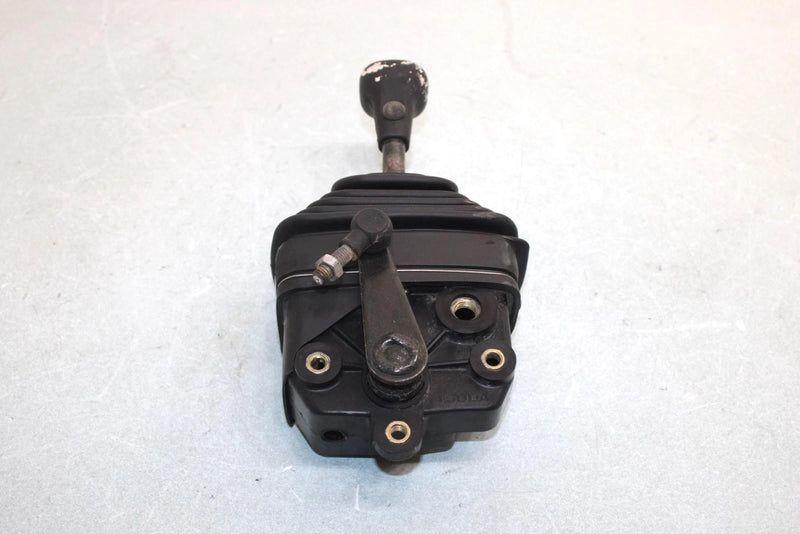 05 Yamaha  Bruin  4wd Hunter  Oem Gear Shifter 5UH-18300-00-00 AY38