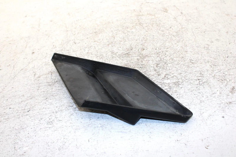 1991 Yamaha Exciter Ii 570 Liquid Oem Front Plate 1 88R-77185-00-00 SY24