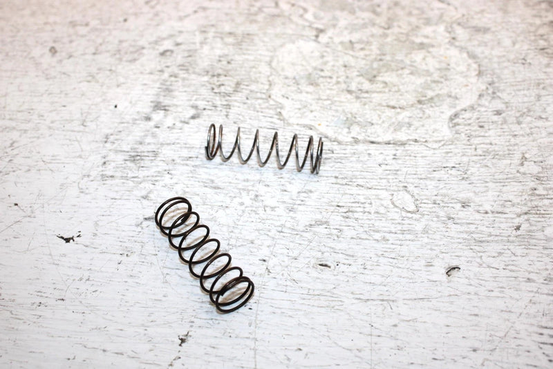 1996 Ski-doo Mxz 440 Oem Exhaust Valve Spring Pair 420239945 SS13