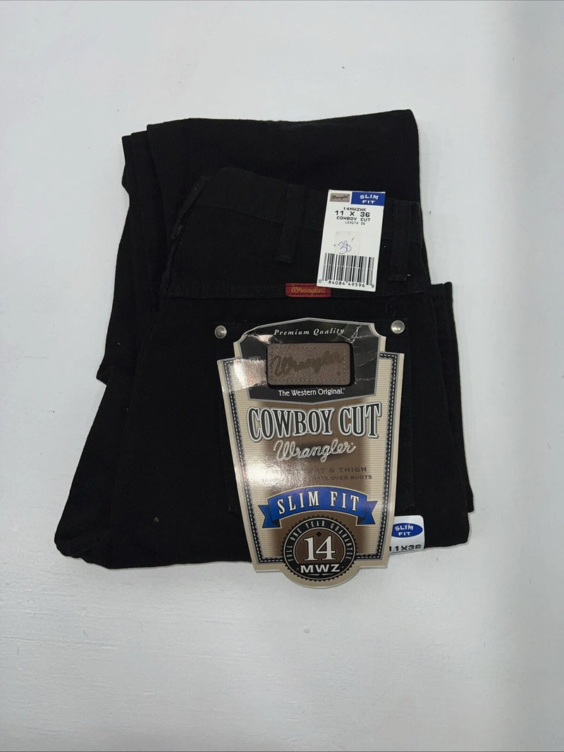 New Men’s Black Cowboy Cut Slim Fit Wrangler Jeans. 11x36 H-8