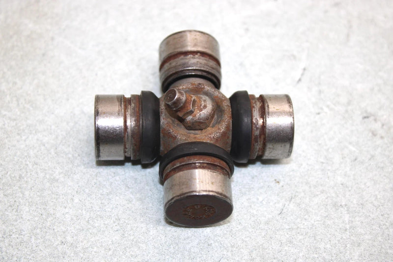 03 Yamaha  Kodiak 450 Awd Oem Front Cross Joint 5KM-46107-00-00 AY44
