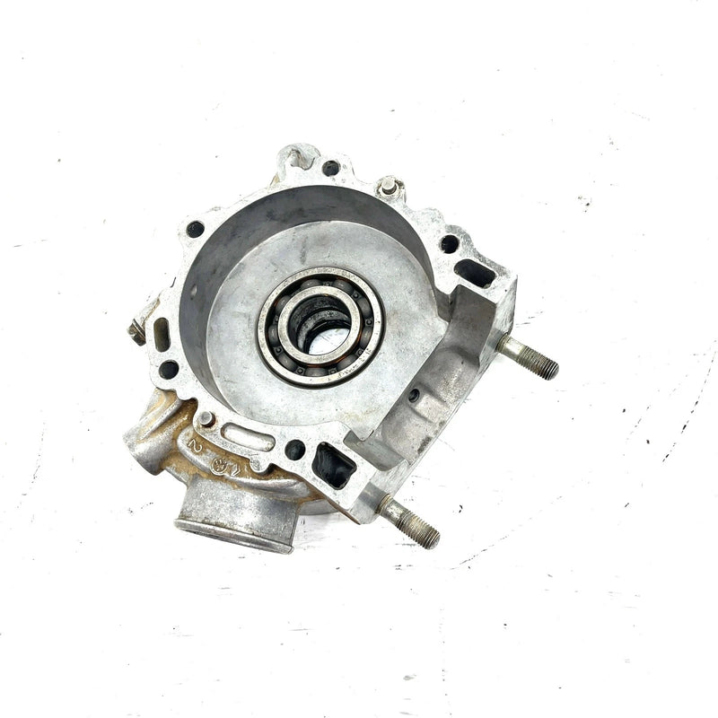 95-02 Polaris Trail Blazer 250 ES OEM Crankcase Half 3084018 AP236