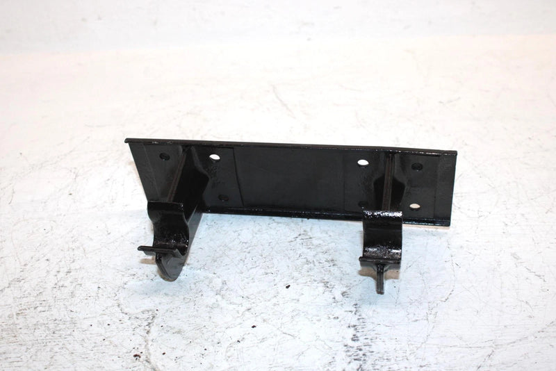 1982 Honda Atc110 Oem Rear Fender Hinge 80102-943-000 AH65
