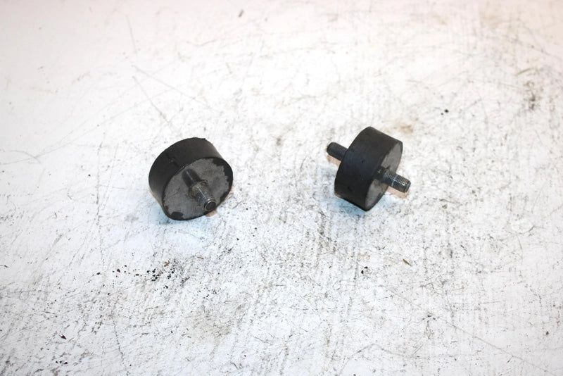 1997 Polaris Sportsman 500 Oem Engine Mount Dampner Pair 3110044 3024012 AP68
