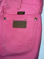 New Women’s Pink Wrangler Cowboy Cut Pro Rodeo Denim Jeans. 7x32 O-11