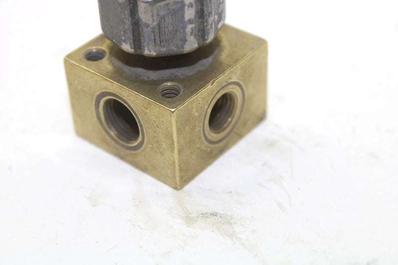 Polaris OEM T Fitting w/ Stop Switch 7052103 Q101