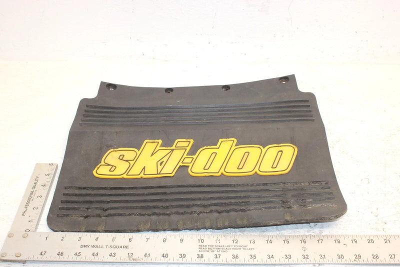 1996 Ski-doo Mxz 440 Oem Snowflap 572030100 SS13
