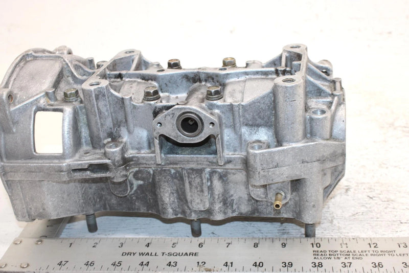1995 Polaris 440 L/c Oem Crankcase W/Studs/oil pump gear 3084609 SP33