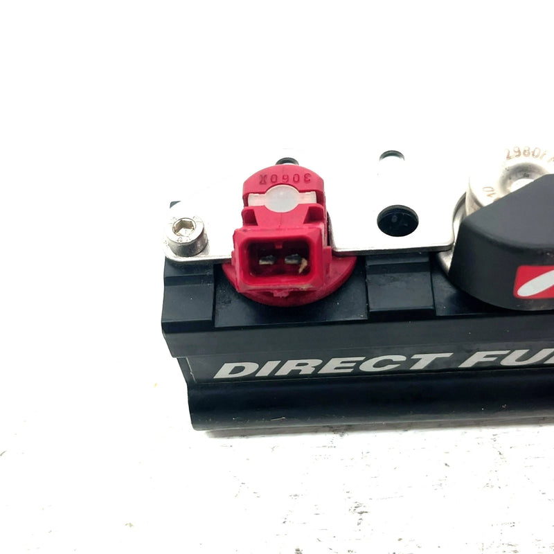 2001 Sea-Doo GTX DI OEM Fuel Distributer 275500510 JS5