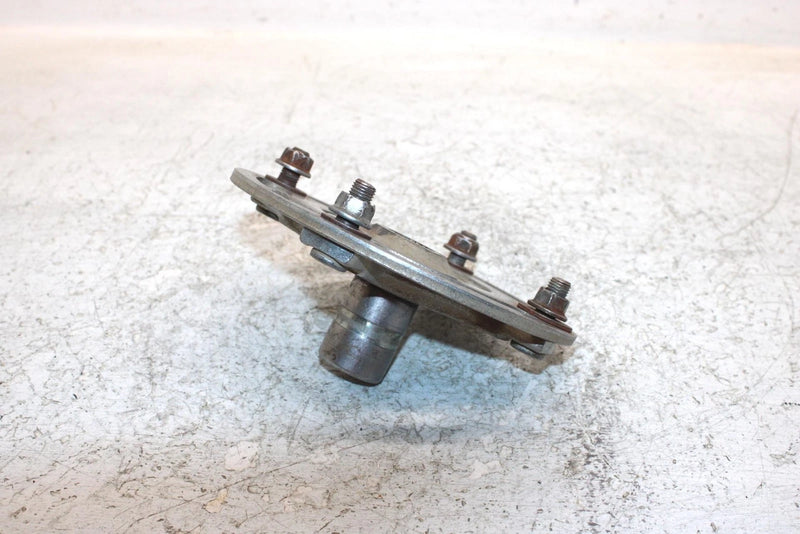 1998 Suzuki Quadrunner 250 Oem Rear Wheel Hub 64110-19B11 AS13
