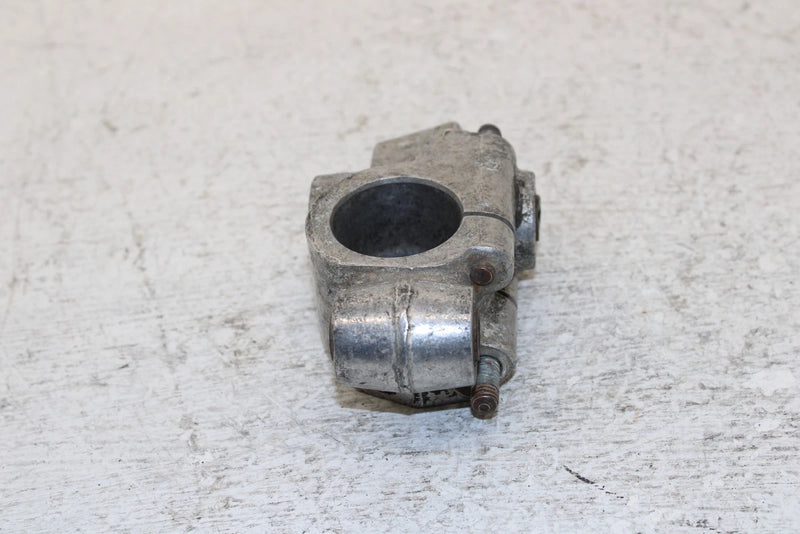 91 Yamaha Exciter Ii 570 Liquid Oem Left Front Susp.Bracket 84M-2376E-00-00 SY24