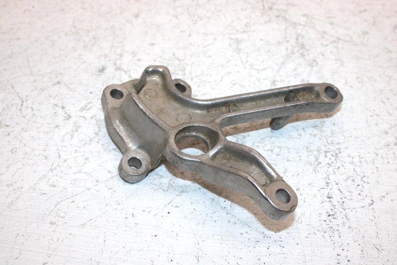 2004 Yamaha  Bruin 350 Oem Gear Shifter Mount Bracket 5ND-F1585-01-00 AY24