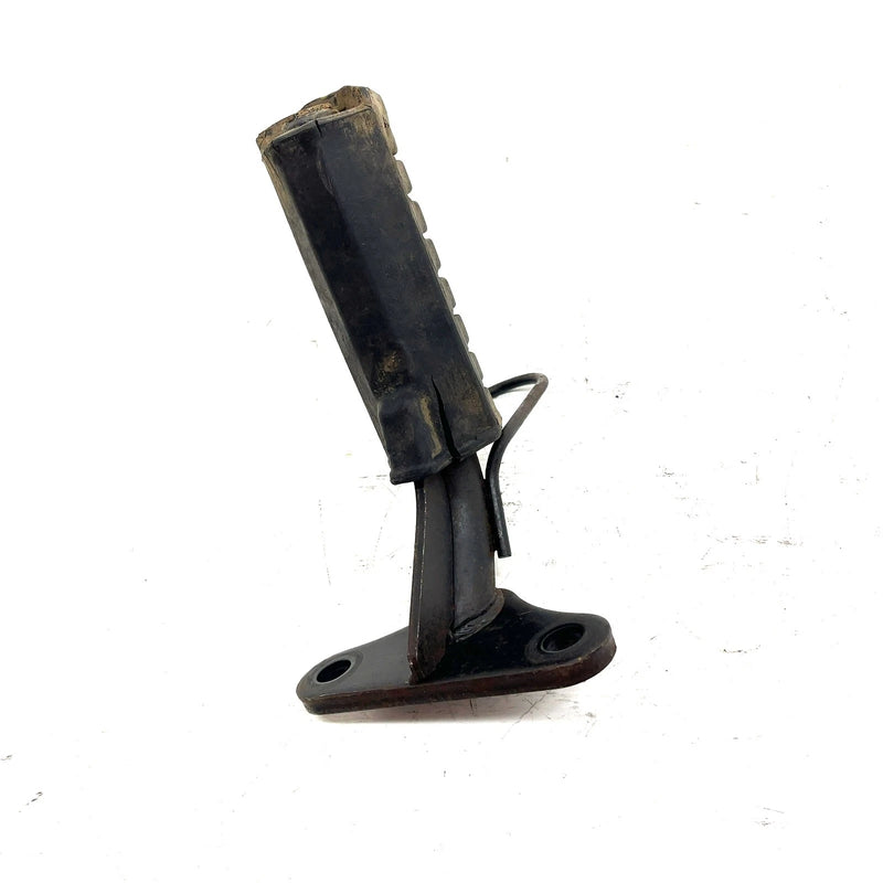 2003 Yamaha Raptor 80 OEM Right Footrest 3GB-27421-10-00 AY69