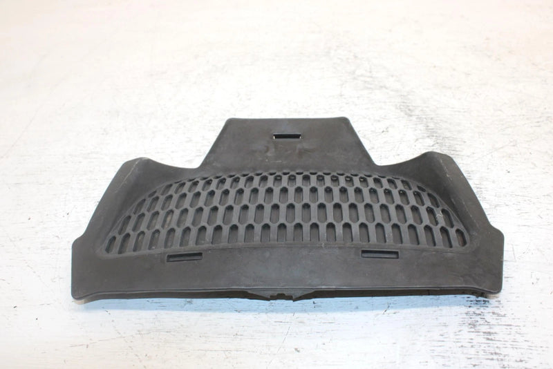 2002 Ski-doo Mxz 700 Oem Center Hood Vent Grille 517302026 SS20