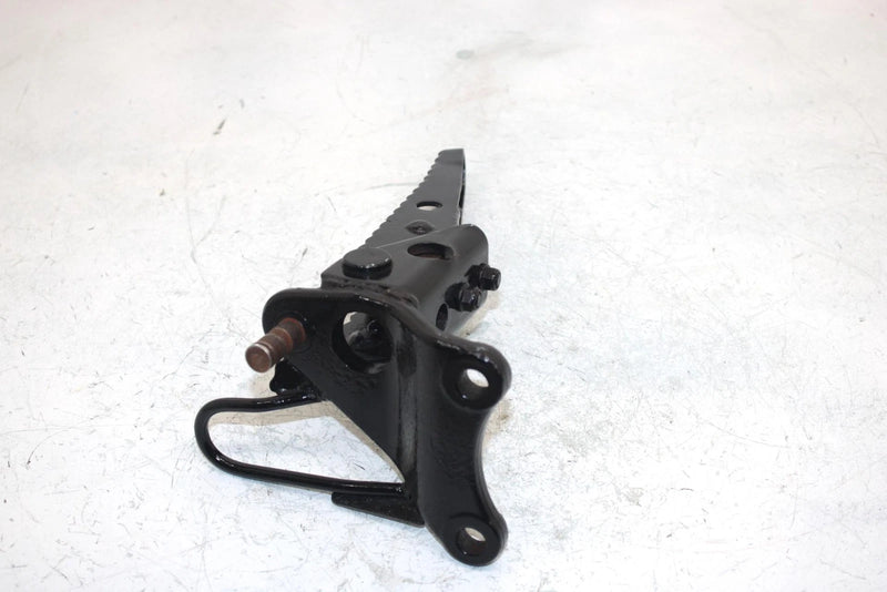 86 Suzuki Lt230s Oem Left Footrest 43520-22A04 43520-22A05-019 AS20