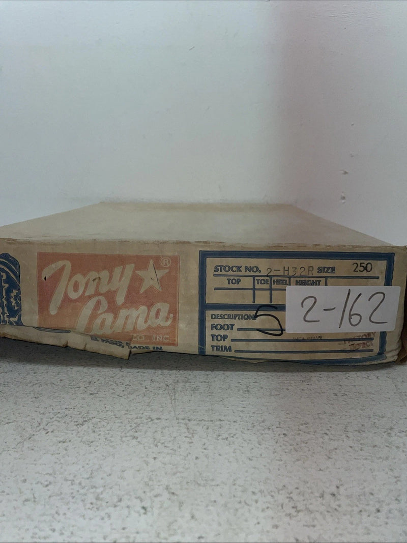New Youth Brown Tony Lama Cowboy Boots. 8693 5 B. 2-162