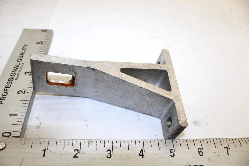 2006 Ski-doo Mach Z 1000 Oem Front Mag Engine Support 512059894 SS108