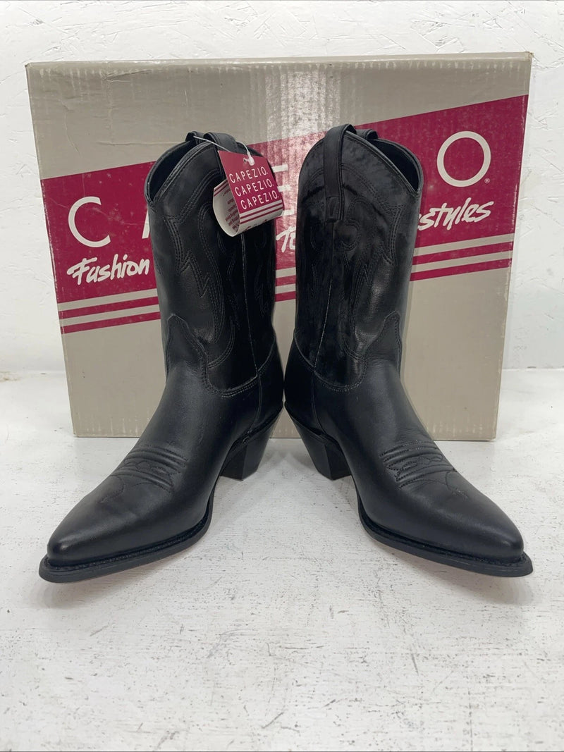 New Women’s Black Capezio Cowboy Boots. L 290 7 M. 17-24