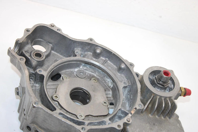 02 Polaris Magnum 325 4x4 Freedom Oem Crankcase 3087115 3087124 AP36