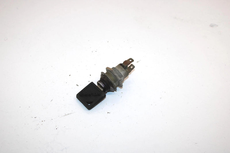 93 Polaris Trail Oem Ignition Key Switch 2200357 2410009 SP134