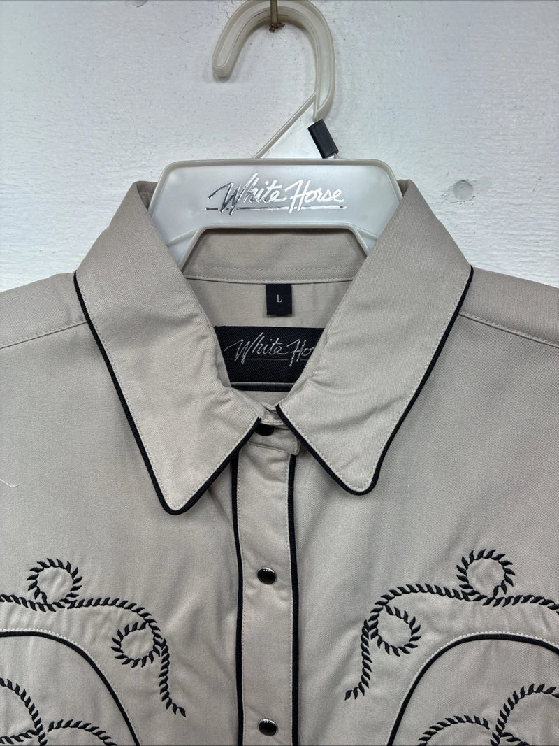New Women’s White Horse Tan Design Long Sleeve Pearl Snap Large LL-29