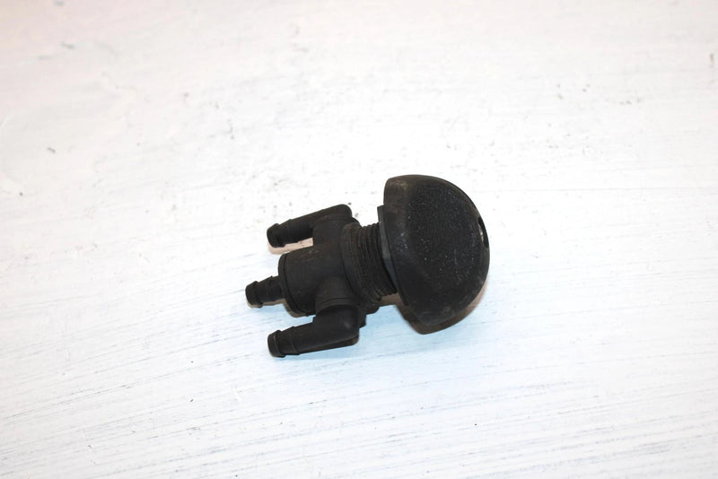 2000 Polaris Trail Boss Oem Fuel Petcock 7052154 AP171