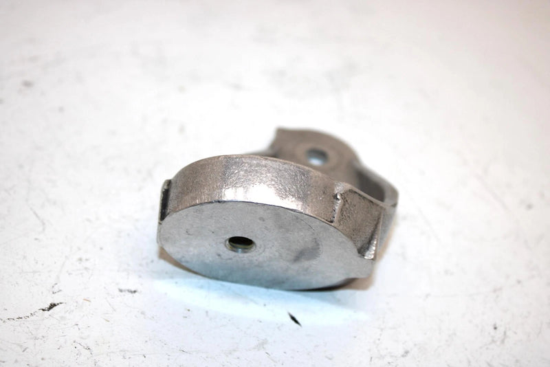 20 Ski-doo Mxz 850 Xrs Oem Top Pto Engine Mount 512061025 SSS